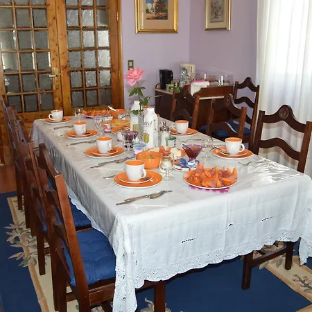 לינה וארוחת בוקר Islet View