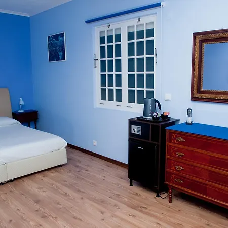 Bed & Breakfast Islet View 2*